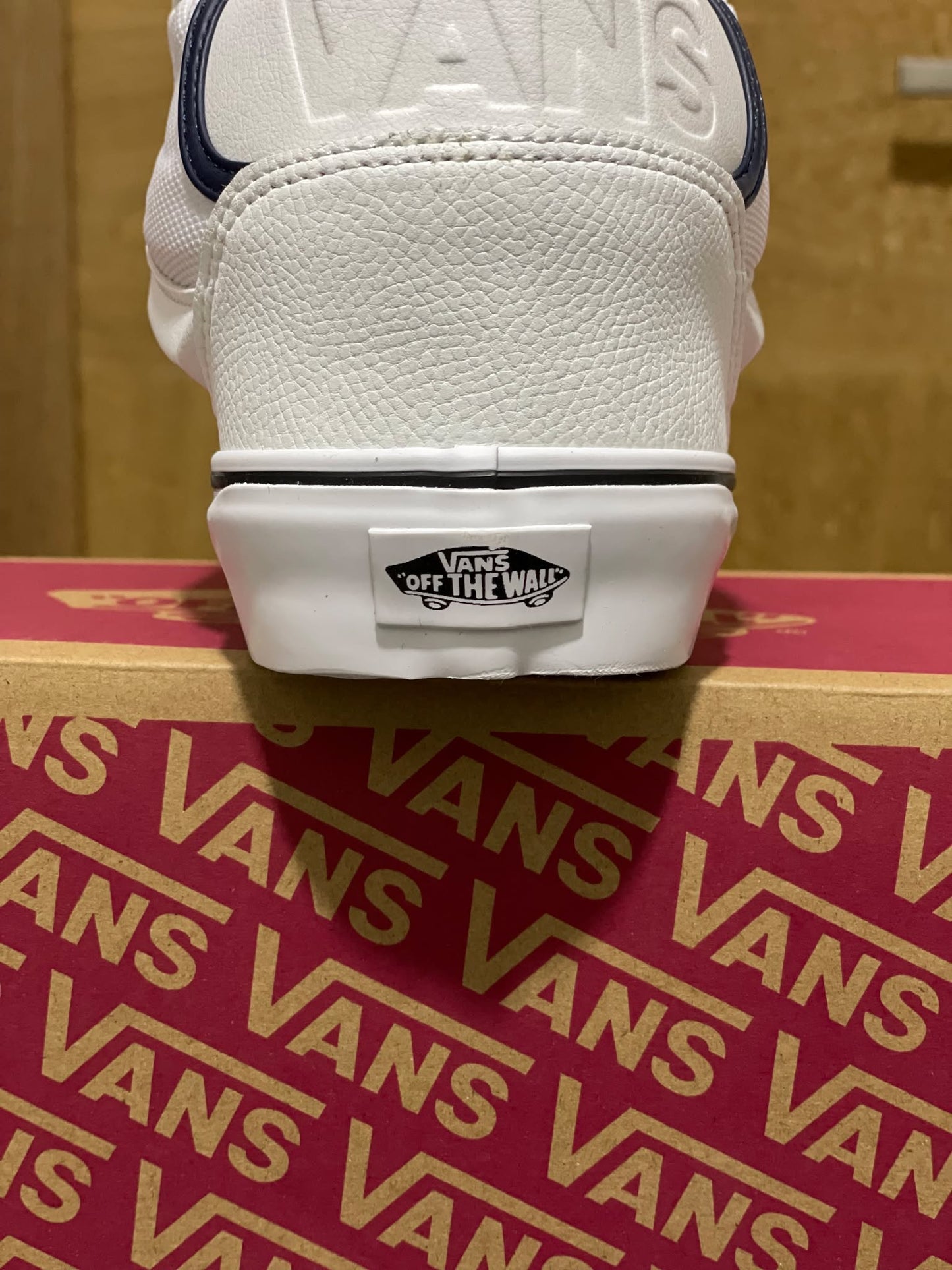 Vans Mid Knu Skool White