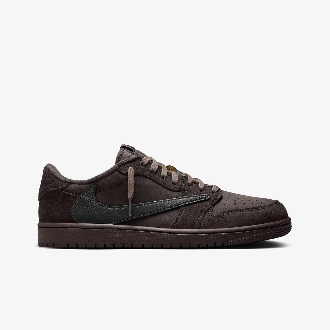 Air Jordan 1 Retro Low OG SP x Travis Scott 'Velvet Brown'