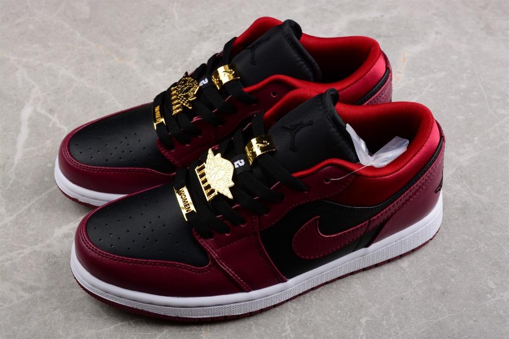 Nike Air Jordan 1 Low Dark Beetroot Black