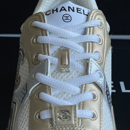 Chanel CC Logo White Gold