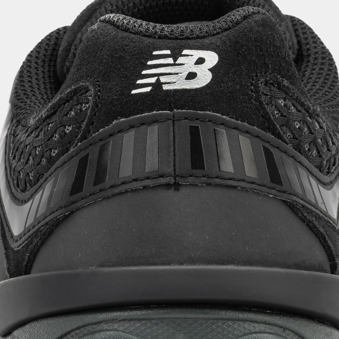 New Balance  9060 "Palace Black"