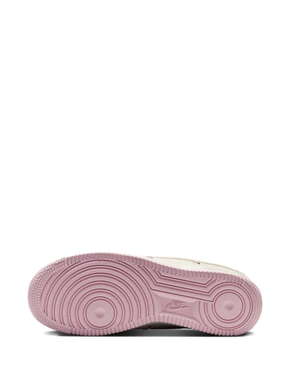 Nike Air Force 1 Low "Valentine's Day"