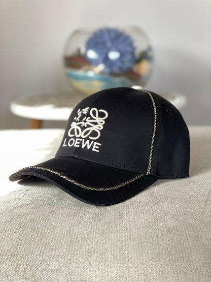 Casquette Loewe Noir Avec Contour et Logo Réglable Strapback