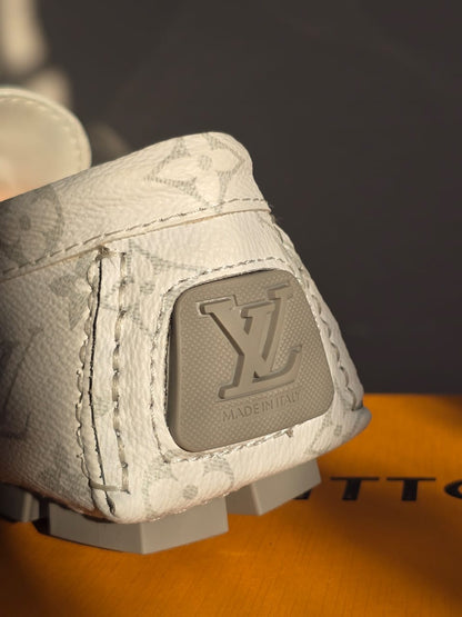 Louis Vuitton Driver Moccasins Blanc