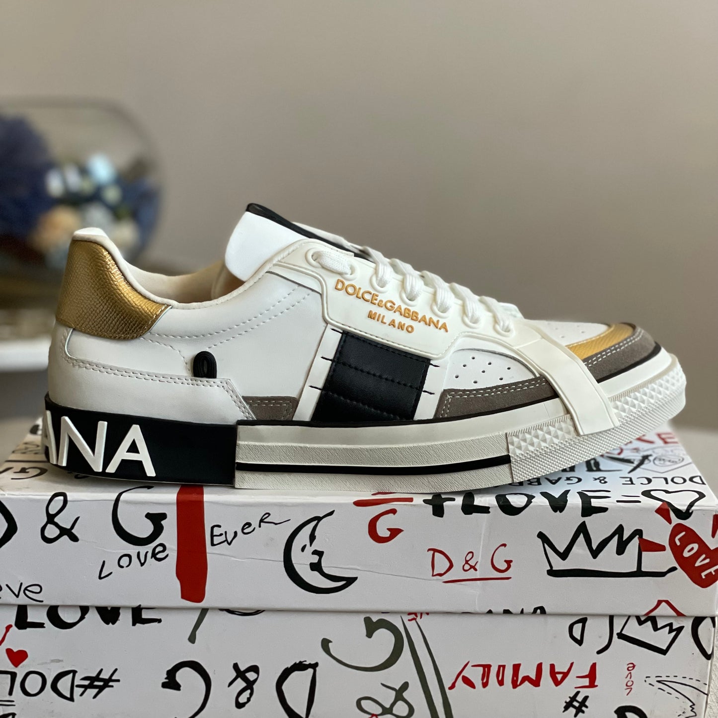 Dolce&Gabbana Calfskin 2 Zero White Metallic