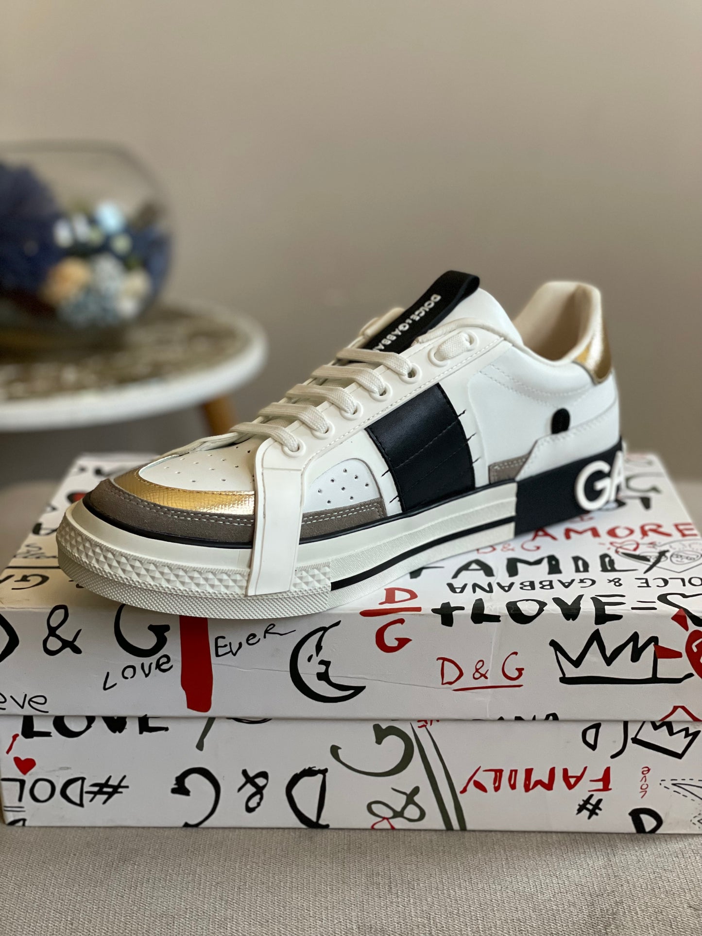 Dolce&Gabbana Calfskin 2 Zero White Metallic