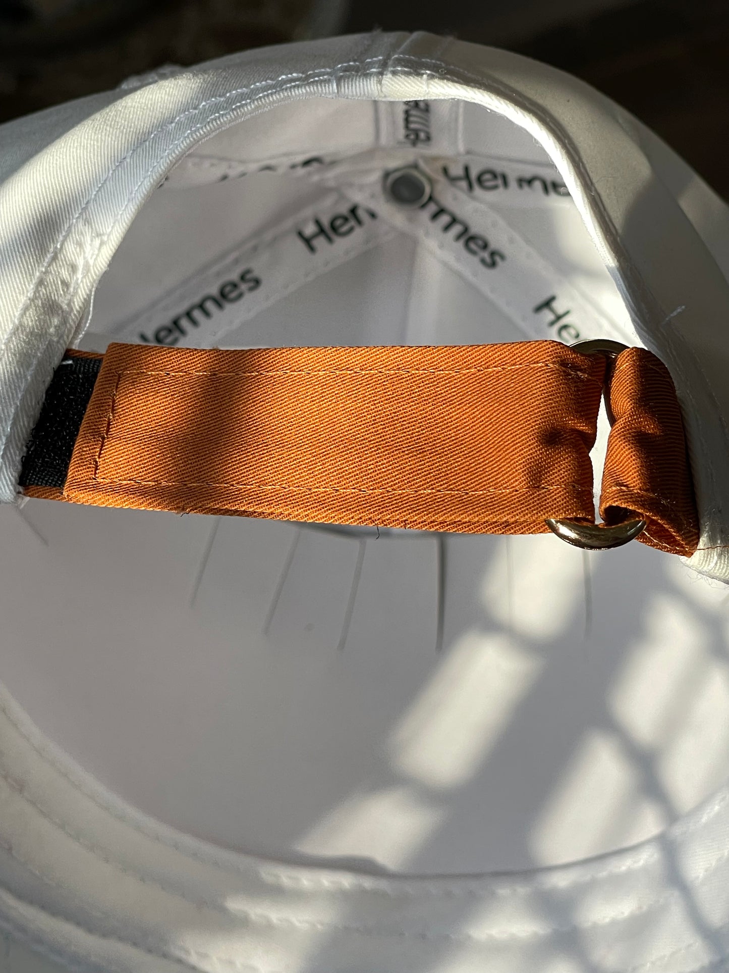 Casquette Hermes Blanc Logo Orange Réglable Strapback