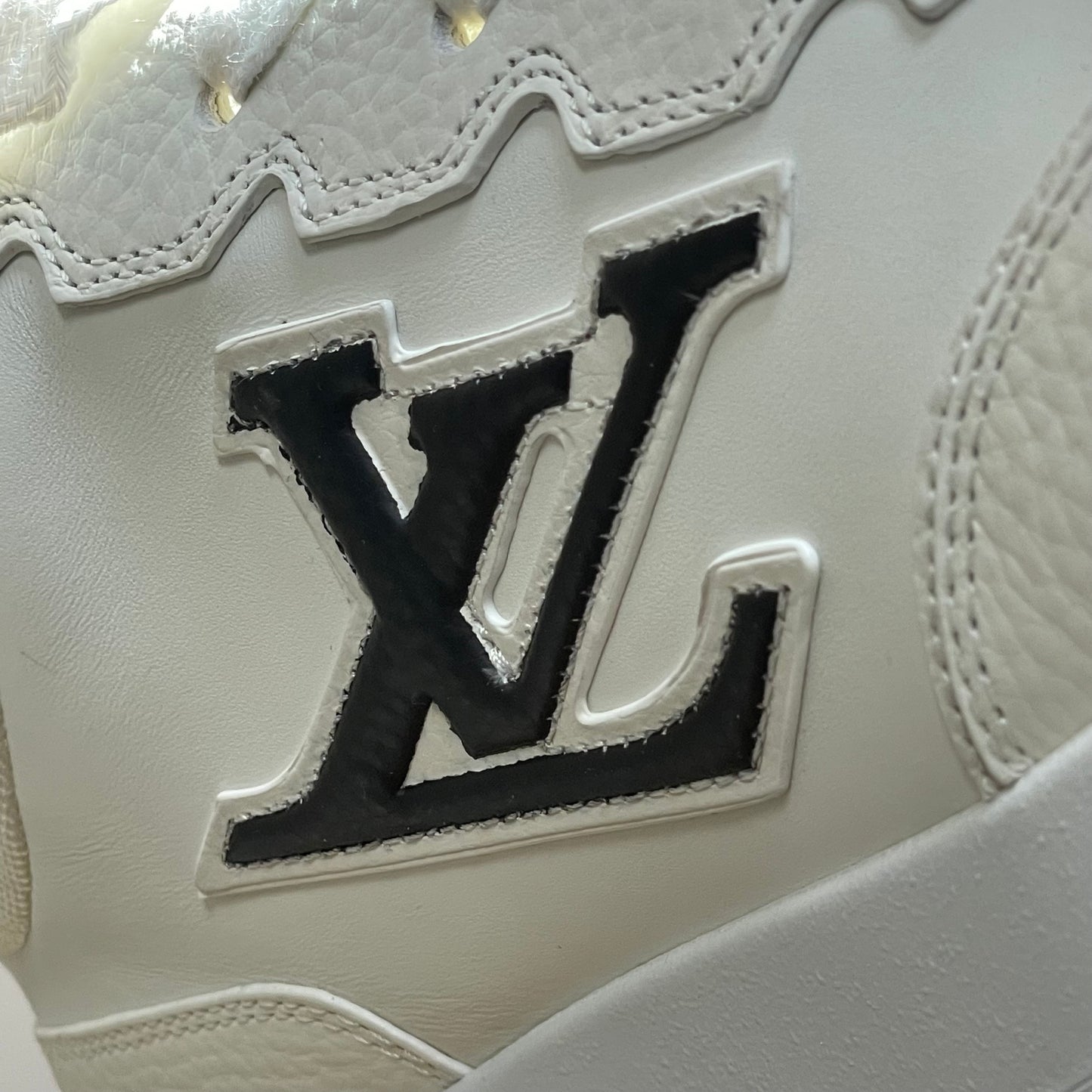 Louis Vuitton LV Classic Sneaker Blanc