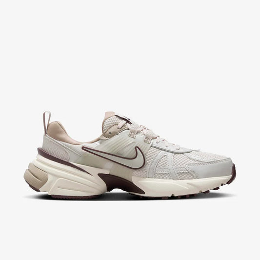 Nike V2K Run Beige Marron