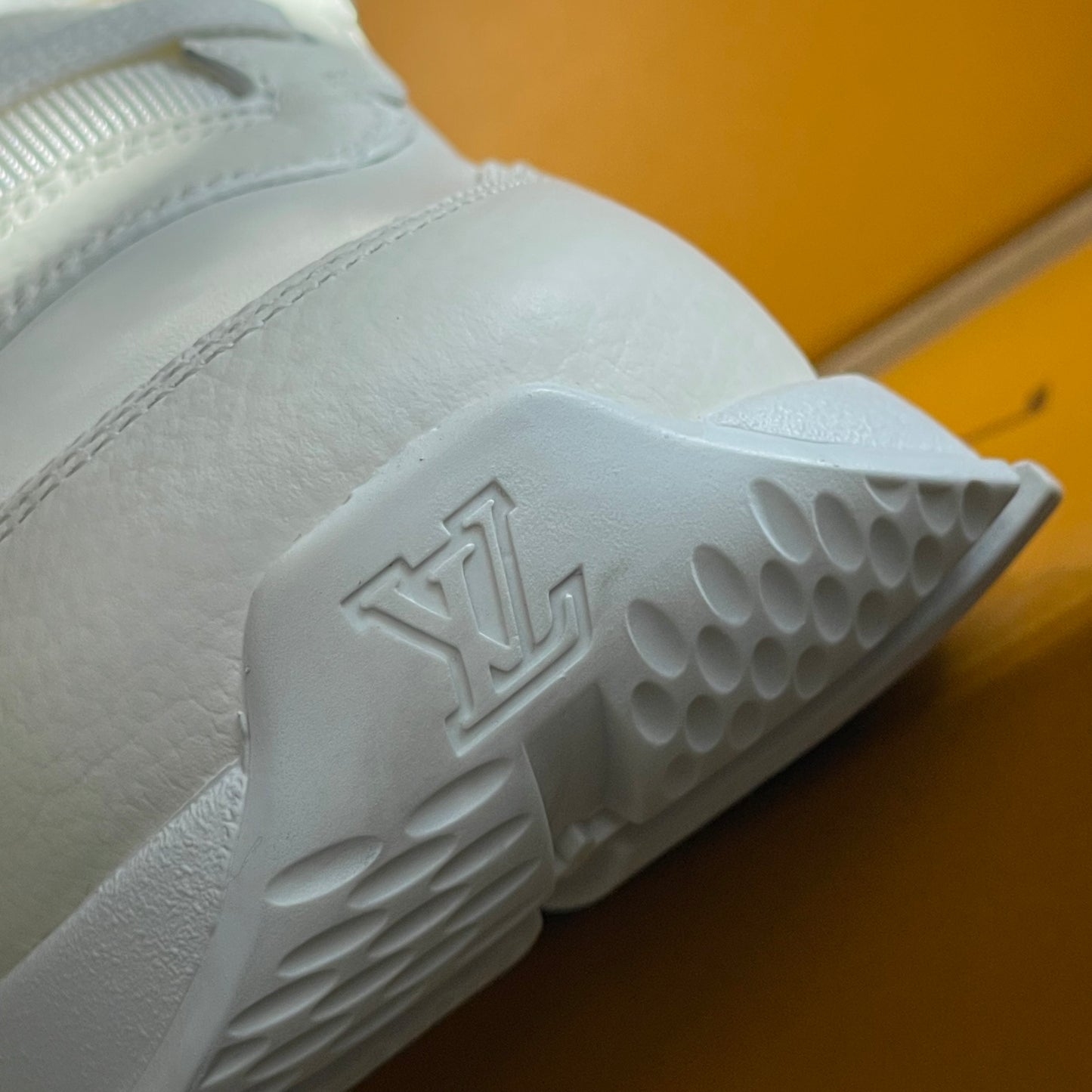 Louis Vuitton LV Classic Sneaker Blanc