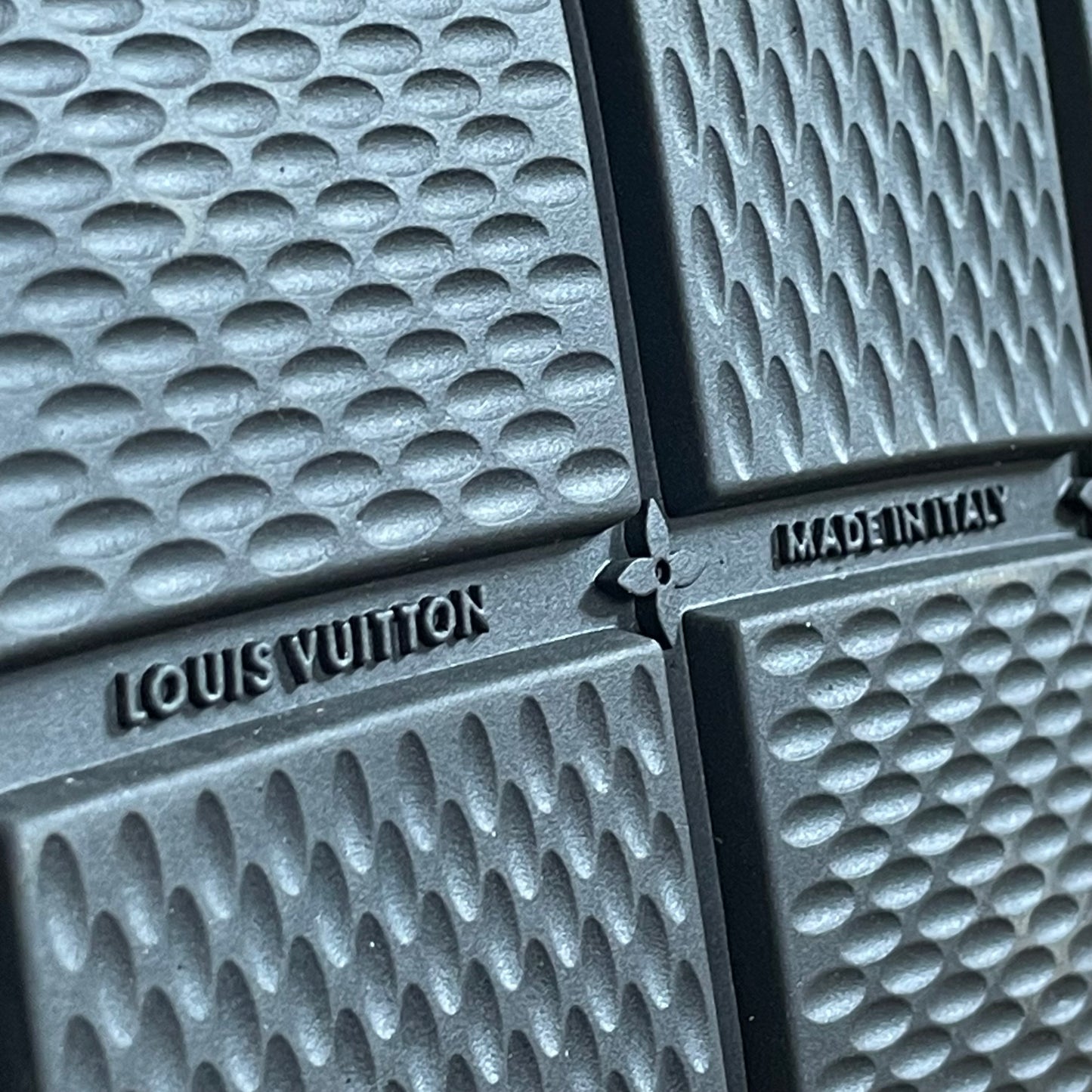 Louis Vuitton LV Classic Sneaker Noir