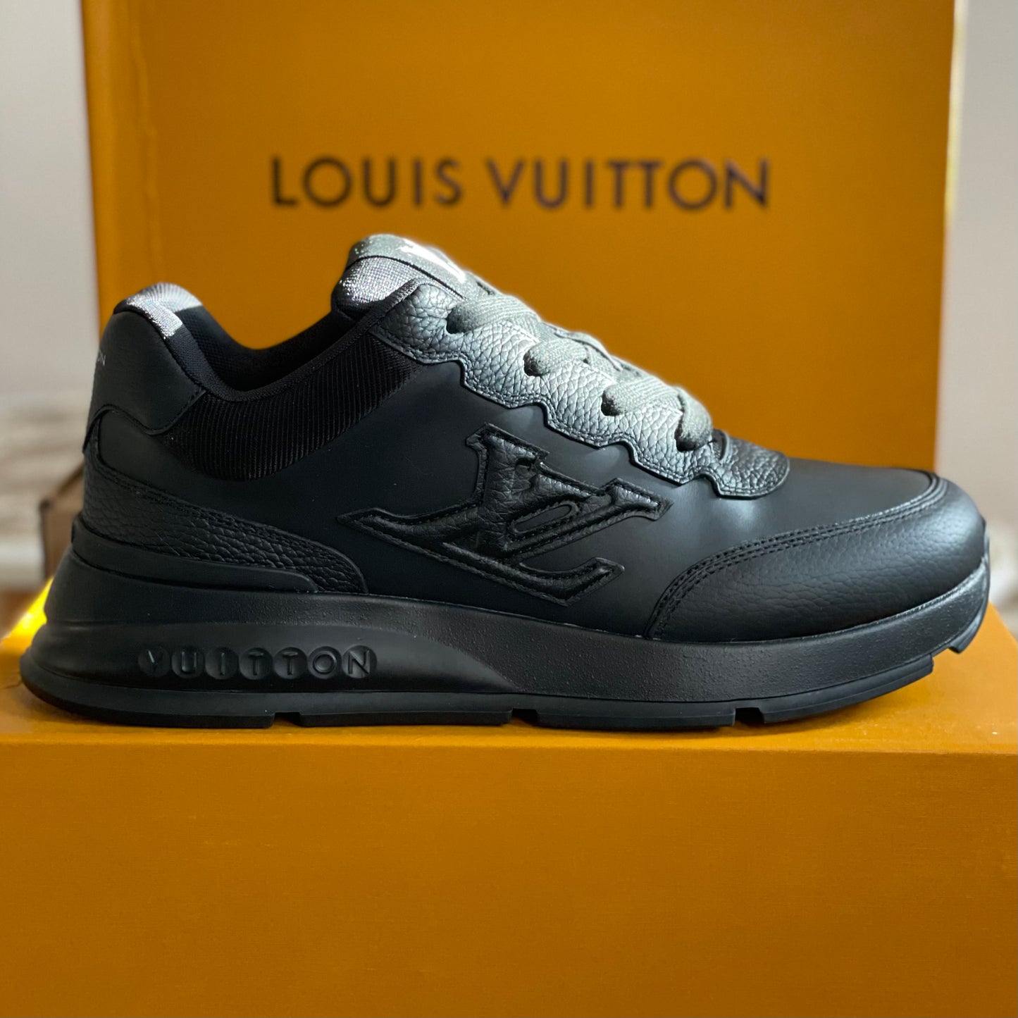Louis Vuitton LV Classic Sneaker Noir