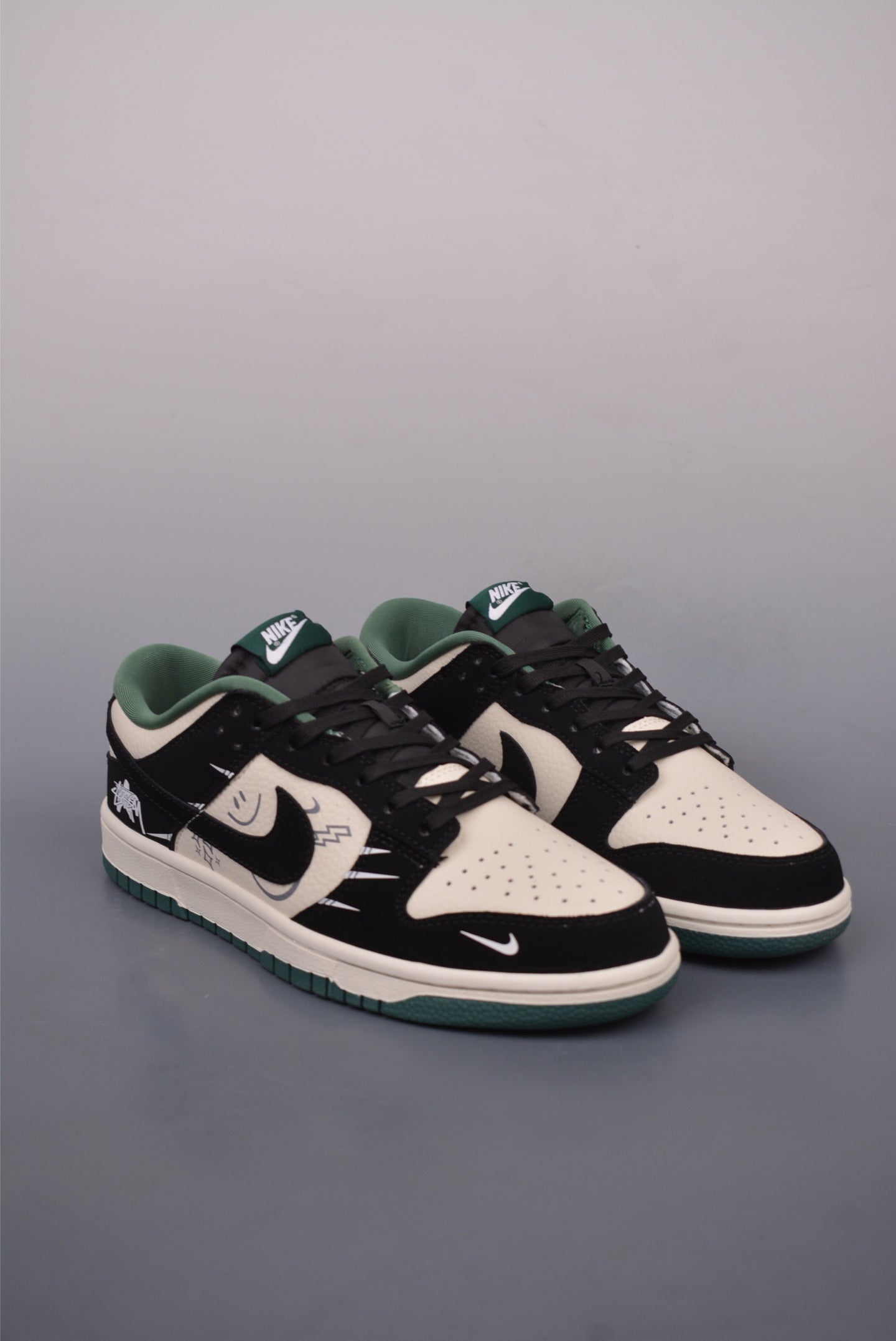 Nike SB Dunk Low Green Black