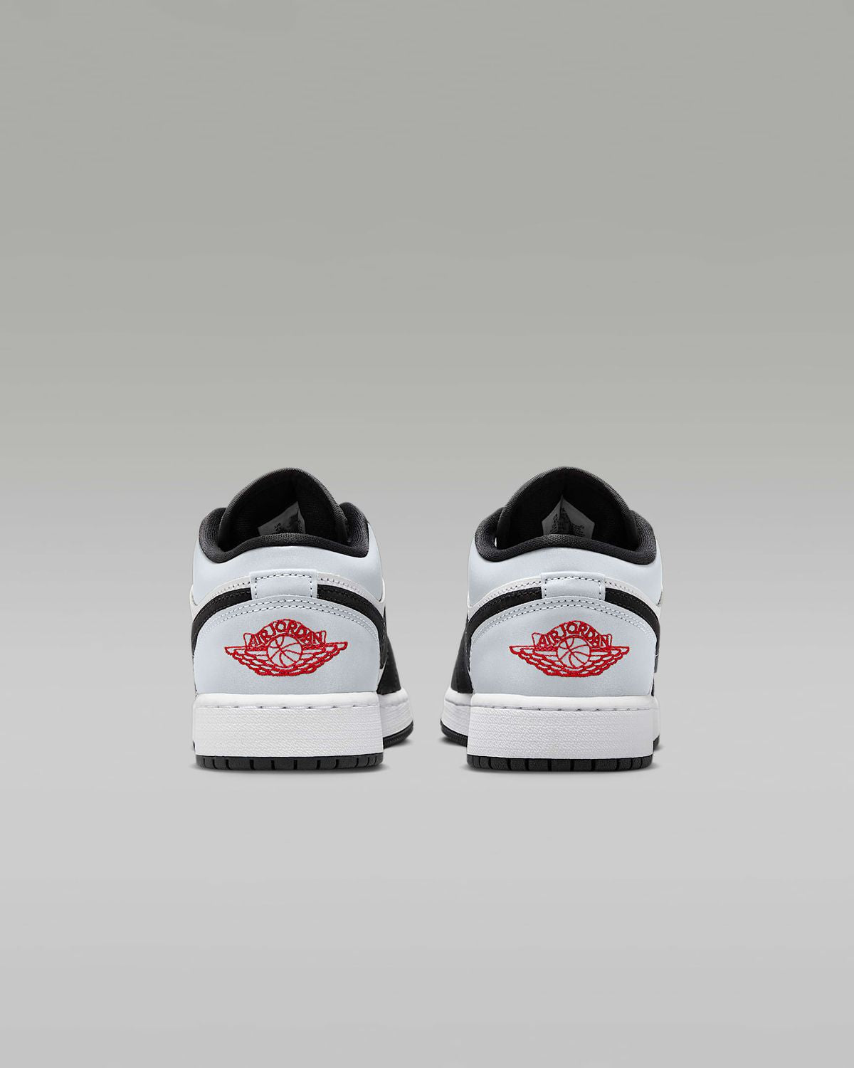 Air Jordan 1 Low SE Panda Toe