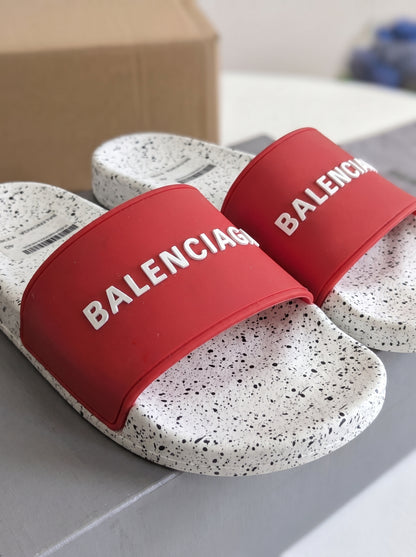 Balenciaga pool slides Rouge Blanc Motif