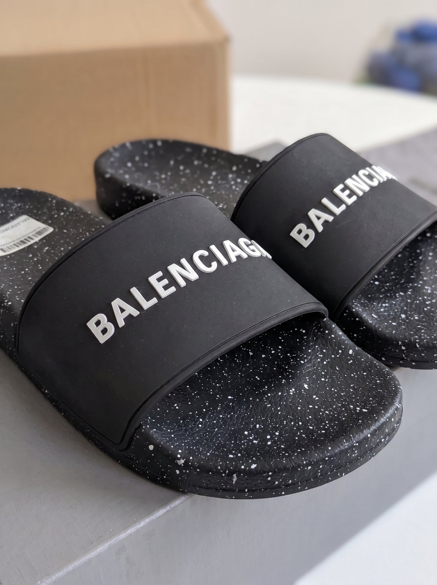Balenciaga pool slides Noir Blanc Motif