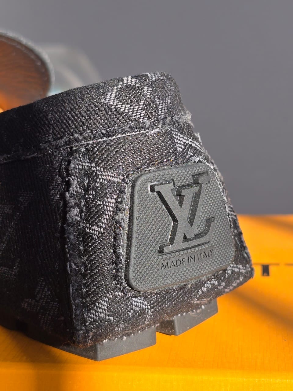 Louis Vuitton Driver Moccasins Noir