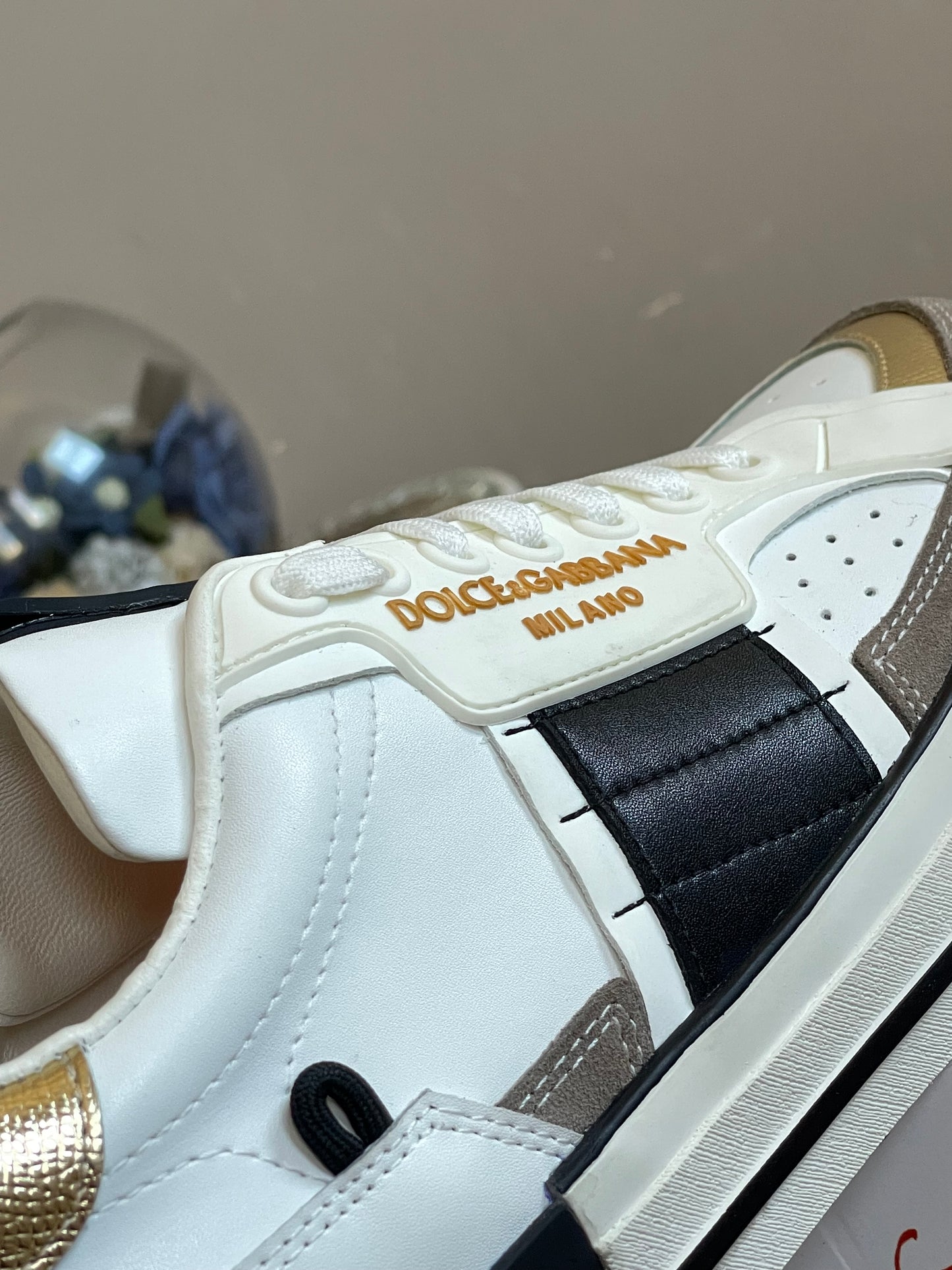 Dolce&Gabbana Calfskin 2 Zero White Metallic