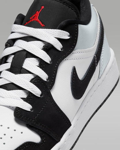 Air Jordan 1 Low SE Panda Toe