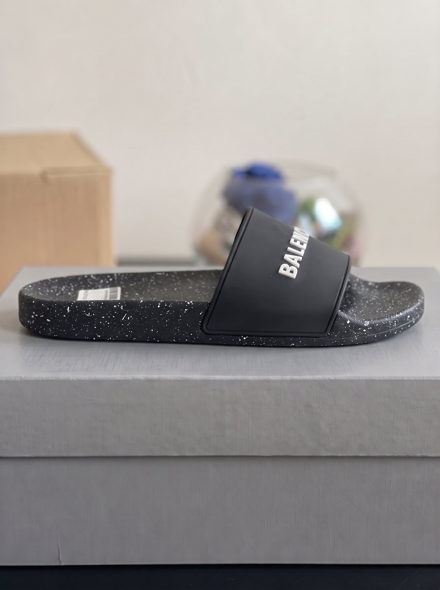 Balenciaga pool slides Noir Blanc Motif