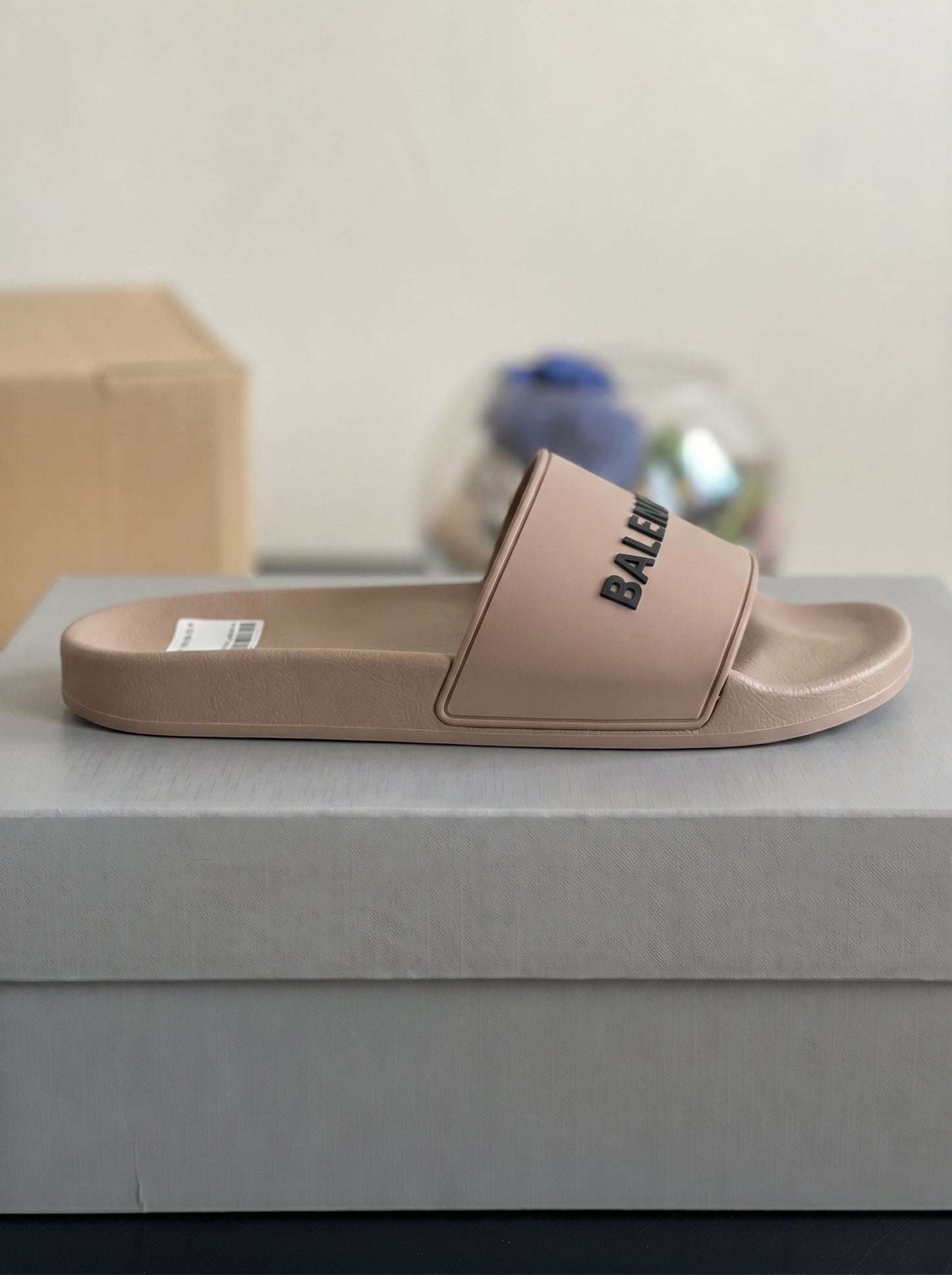 Balenciaga pool slides Brown