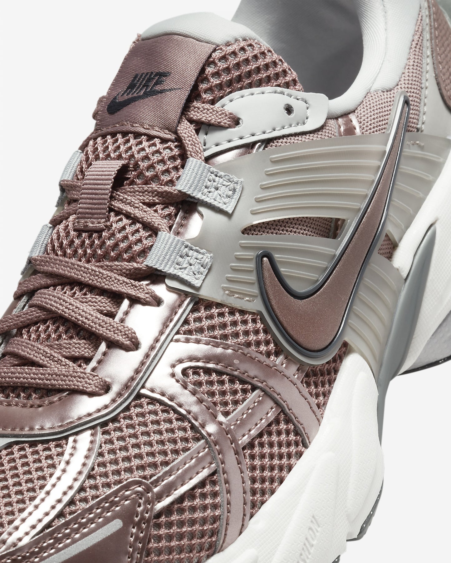 Nike V2K Run  'Smokey Mauve'