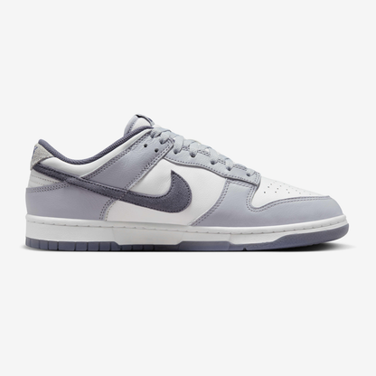 Nike Dunk Low "Light Carbon"