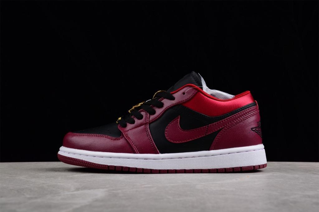 Nike Air Jordan 1 Low Dark Beetroot Black