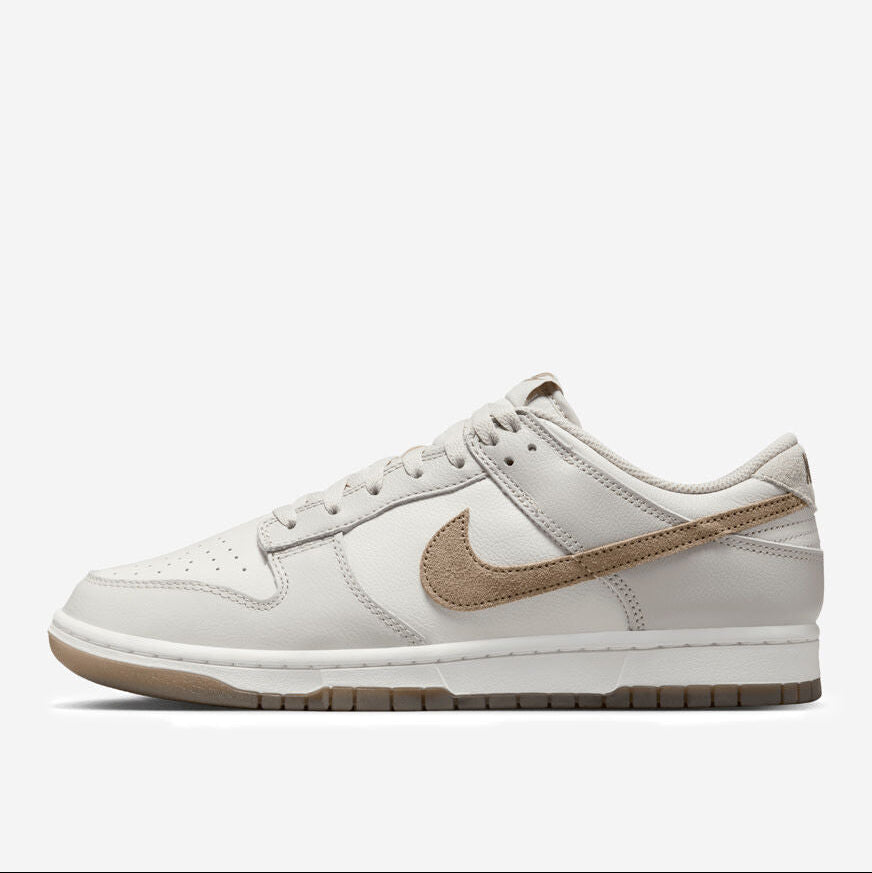 Nike Dunk Low Retro SE Premium