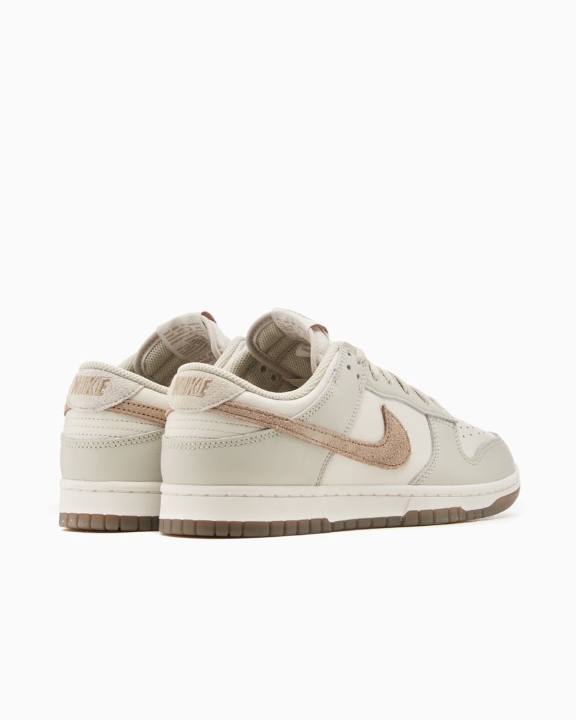 Nike Dunk Low Retro SE Premium